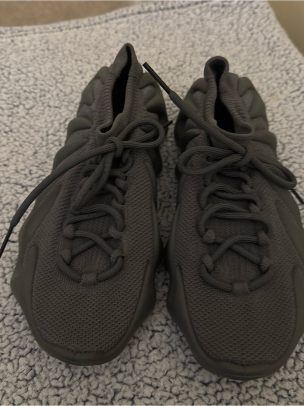 adidas Men's Dark Gray/Black Sneakers